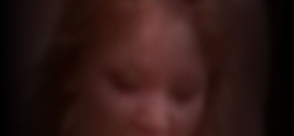 Nackt  Carrie Neville