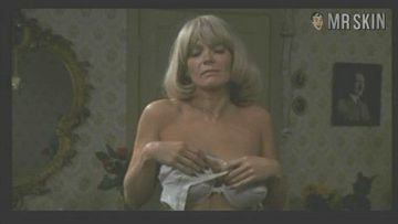 Dyanne thorne boobs