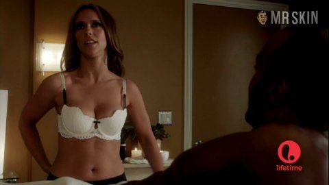Has Jennifer Love Hewitt Ever Been Nude.