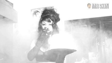 LOVEAdvent2015-Anderson-HD-01-large-3.jpg?quality=80&width=360&s=8ef70bd6ed4aac365797d1f4e6eae0a33a08ec704251977d8219dd0e18e9a729