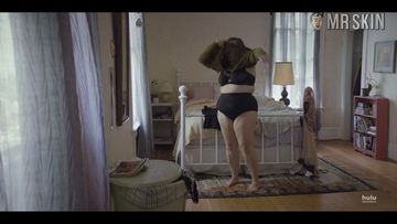Aidy bryant naked